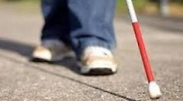 Cieco per l'Inps, agrigentino leggeva il giornale al bar...