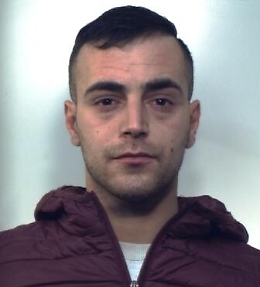 Le foto dei 12 spacciatori che si rifornivano a Librino e rivendevano la droga a Bronte