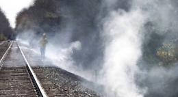 Incendio nei pressi di binari, treni in tilt tra la Sicilia e la Calabria: disagi e ritardi