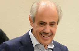 Blog, nomine e “consigli”: Raffaele Lombardo è tornato (ma se n'era mai andato?)