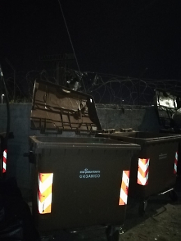 Villaggio Santa Maria Goretti: "Famiglia di topi a cena"