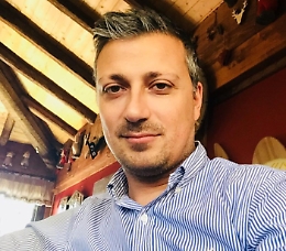 Appoggia congresso famiglie di Verona: insulti su Fb ad attivista gay