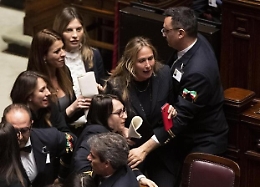 Revenge porn, furia Prestigiacomo per rinvio: occupati banchi governo