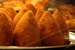 La parola &ldquo;Arancini&rdquo; (alla catanese) entra nel prestigioso Oxford English Dictionary