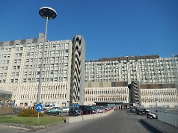 Siracusa, don Pippo bruciato al terzo tentativo da una banda di bulli criminali