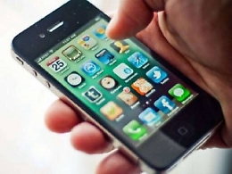 Caltanissetta, in un anno 1600 sms offensivi ad una donna: stalker ai domiciliari