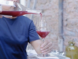 A Noto le bollicine  col metodo “ancestrale” «Per fare vini naturali»