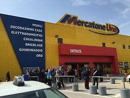 Mercatone Uno, a Misterbianco torna lo spettro dei licenziamenti