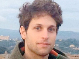 Aci Castello, studente si tuffa e salva ragazza che stava annegando