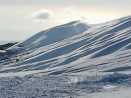 Etna, il rischio valanghe non &egrave; escluso: "Prudenza per chi scia fuori pista"