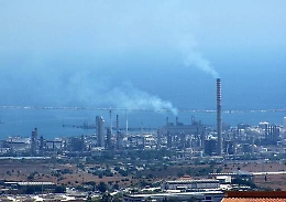 Sciopero dei lavoratori dell'Isab di Priolo per lo stop alla cassa integrazione