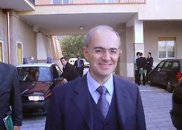 Procuratore Zuccaro davanti a Commissione Schengen: «Scafisti per stato di necessità»