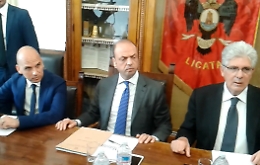 Cambiano: «Deluso dalla politica»