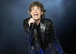 Mick Jagger sta male, stop al tour dei Rolling Stones