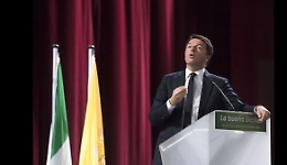 Renzi: "Se il Sud riparte, l'Italia diventa la locomotiva d'Europa". E annuncia sgravi per le nuove assunzioni