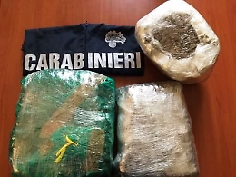 Catania, in casa aveva 10 chili di marijuana: arrestato