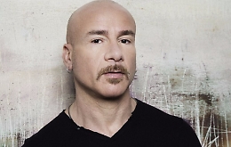 Mario Venuti accende a Catania il suo "Motore di vita tour"