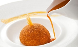 Menù di Natale, 7 su 10 sono per tradizione. Ma c'è chi sogna arancino di triglia di Cuttaia