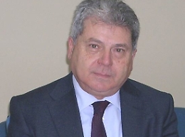 Bruno Marziano: «Peggio del giglio magico, il crisantemo siculo»