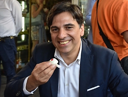 Catania, la notte ricca di sorrisi di Salvo Pogliese