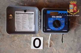 Caporalato a Vittoria, in un garage attrezzi rubati