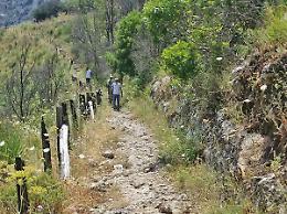 Sicilia, gole poco adatte al trekking e "onde killer" possibili ma remote