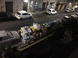 Catania, Via Malta: "Si può vivere normalmente così?"
