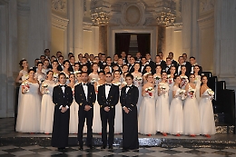 La deb e il cadetto siciliani al  “Gran Ballo della Venaria Reale”