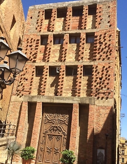 Facciata chiesa Santa Rosalia: petizione del direttore Alfredo Prado