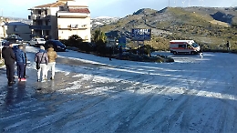Gela, l'ambulanza bloccata per il ghiaccio
Anziana muore durante tragitto per l'ospedale