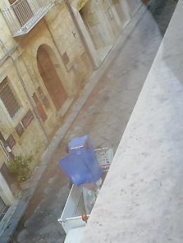 Enna Alta: la raccolta differenziata è una burla?