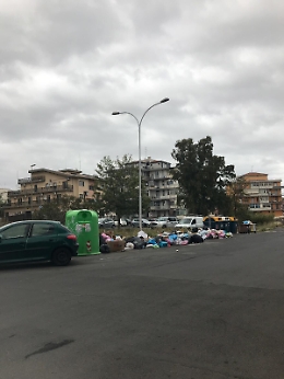 Catania, Via Rosina Anselmi: raccolta differenziata inesistente!
