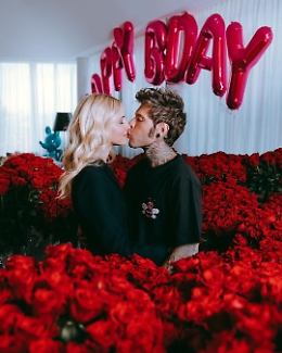 Chiara Ferragni compleanno con "sorpresina" del suo hubby