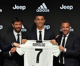 Dagospia: «Juve sommersa da mezzo miliardo di debiti, cerca investitori in Qatar»