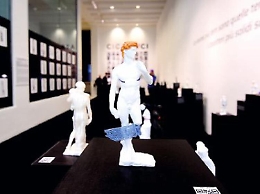 Mostre, "Cicatrici": La bellezza imperfetta della fragilità