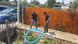 Scarti di officina e scarichi fognari vicino all'Oasi del Simeto: tre indagati