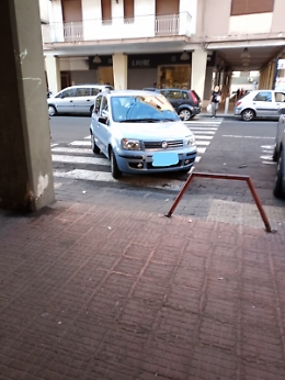 Mascalucia (CT):  non é un paese per pedoni!