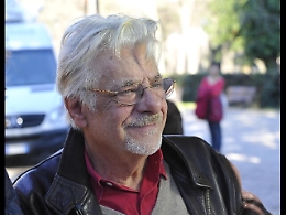 Giancarlo Giannini domenica a Zafferana
con "Le Parole Note"