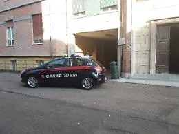Giallo a Parma: donna di 45 anni trovata morta con ferite da arma da taglio