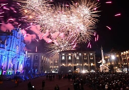 Capodanno, il sindaco Pogliese vieta i "botti"