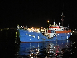 Nave Ong sequestrata, le intercettazioni: «Sono complici degli scafisti»