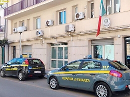 Ragusa, truffò Stato e clienti: commercialista in cella