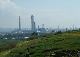 Gela, il futuro nella riconversione del Petrolchimico