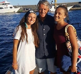 Roberto Mancini si rilassa alle Eolie dopo il "divorzio" dall'Inter