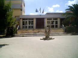 Costruite con cemento depotenziato?  Chiuse due scuole a Canicatt&igrave;