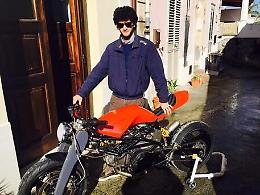 La sua tesi di laurea? Costruire una moto. E prende 110 e lode