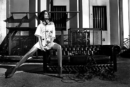 A Catania si balla con la top model Fernanda Lessa