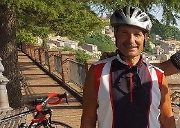 Piazza Armerina, ciclista muore investito da un furgone