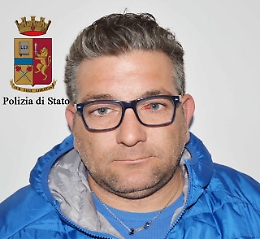 Ragusa, nel camion nascondevano 330 chili di marijuana