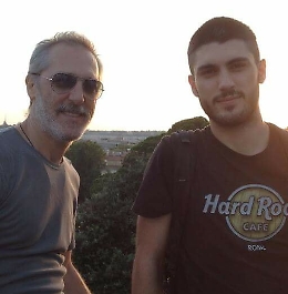 L'appello dell'attore Marcello Mazzarella: «Aiutate mio figlio incarcerato in Giappone»